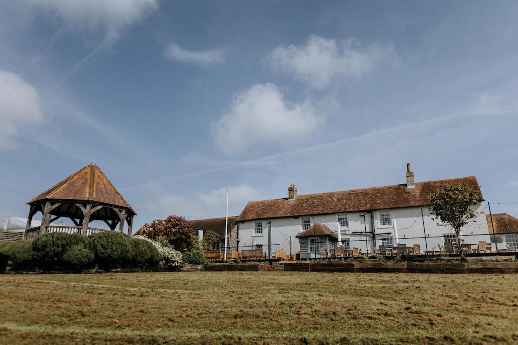 The Ferry House Bed & Breakfast Eastchurch Exterior foto